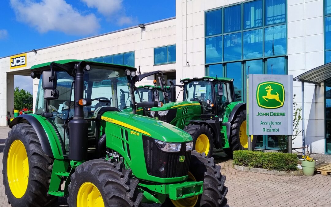 TRATTORE JOHN DEERE 5100M NUOVO-IN STOCK