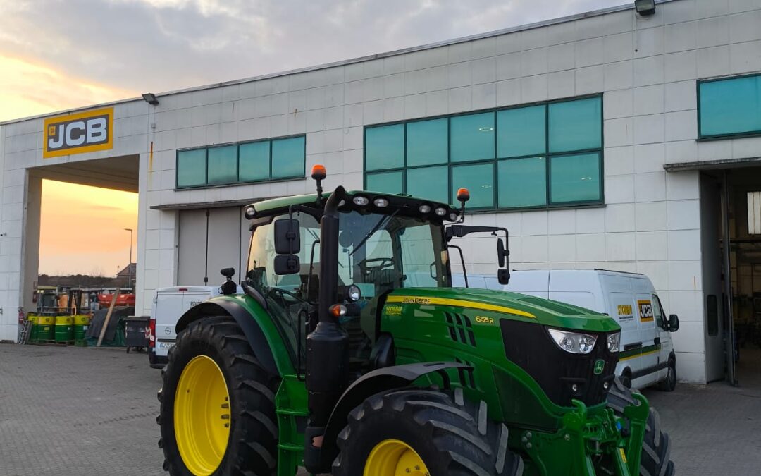 Trattore usato John Deere 6155R